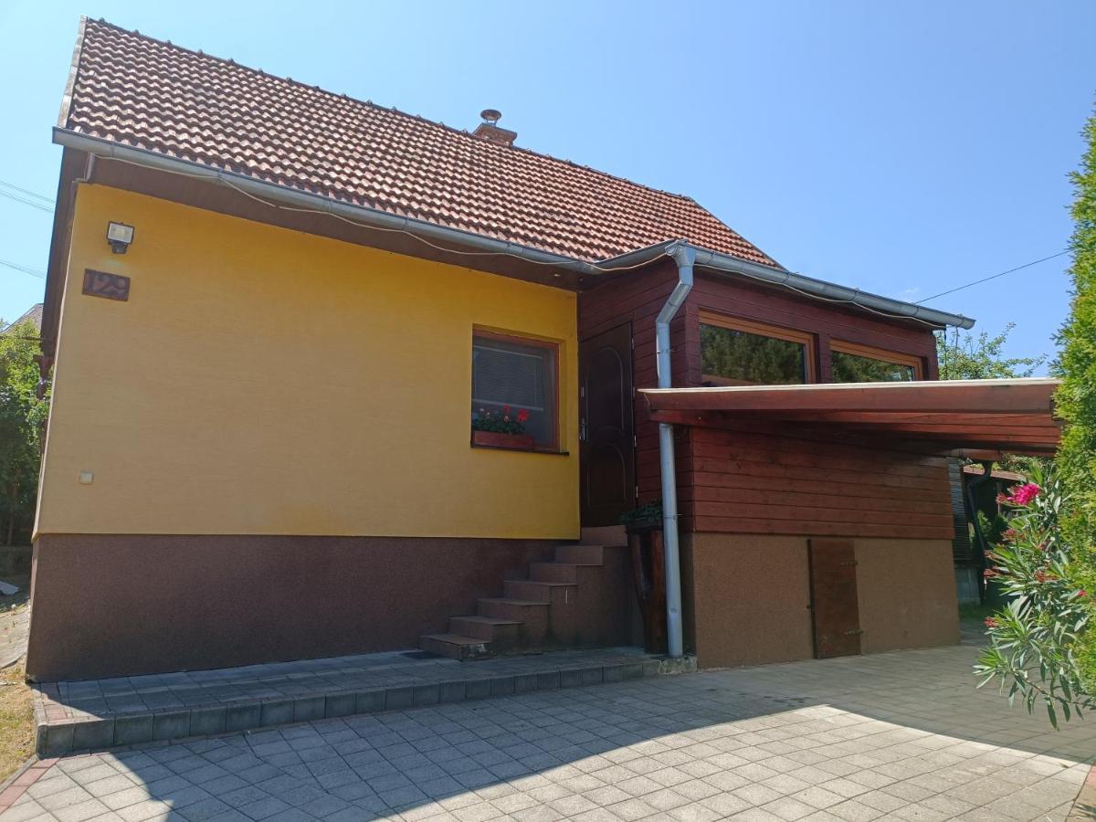Utulny Dovolenkovy Dom Villa Liptovský Hrádok Dış mekan fotoğraf
